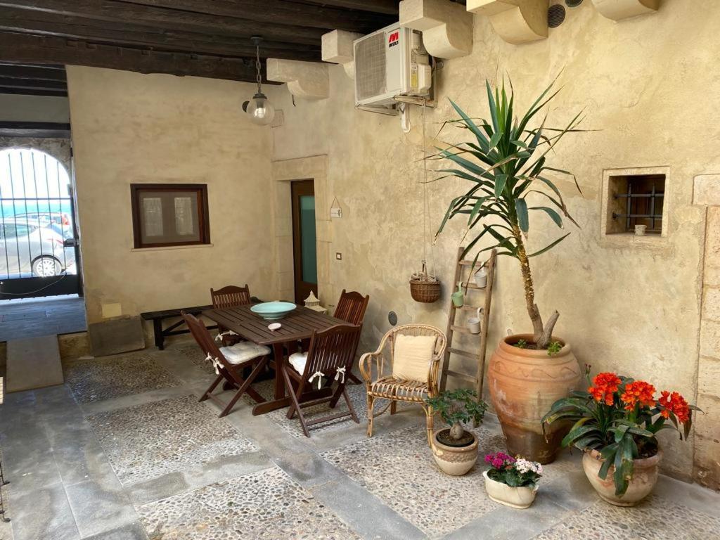 Casetta Anatoli Syrakus Exterior foto